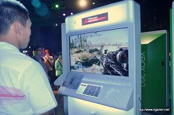 画像ギャラリー No.006のサムネイル画像 / 「STEINS;GATE 比翼恋理のだーりん」トークショーに志倉千代丸氏と山本彩乃さんが出演。いとうかなこさんやアフィリア・サーガ・イーストによるライブも行われたイベントをレポート