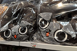 ���������꡼ No.020�Υ���ͥ������ / e-CAPCOM���꾦�ʤ���ϥ���������ꥰ�å���¿�����١����ץ����Υ��ե�����륷��åס֥������ץ�������ĥ��פ˹ԤäƤ���