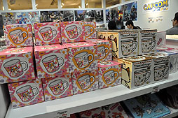 ���������꡼ No.025�Υ���ͥ������ / e-CAPCOM���꾦�ʤ���ϥ���������ꥰ�å���¿�����١����ץ����Υ��ե�����륷��åס֥������ץ�������ĥ��פ˹ԤäƤ���