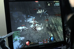 ꡼ No.017 | G-Star 2011ϴڹǤ18аʾ夬оݡɽä饤RPGBloody HunterפΥץ쥤ݡȤǺ