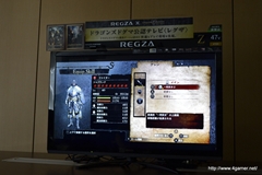 画像ギャラリー No.013のサムネイル画像 / 「Dragon's Dogma」では,油瓶を投げつけ炎の弓でサイクロプスを炎上させることも可能。RPG要素もたっぷり紹介された,メディア向けプレゼンをレポート