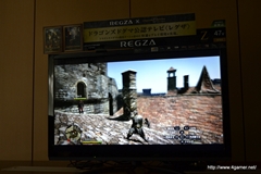 画像ギャラリー No.016のサムネイル画像 / 「Dragon's Dogma」では,油瓶を投げつけ炎の弓でサイクロプスを炎上させることも可能。RPG要素もたっぷり紹介された,メディア向けプレゼンをレポート