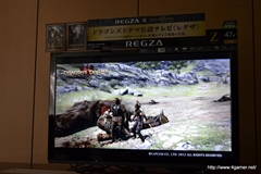 画像ギャラリー No.035のサムネイル画像 / 「Dragon's Dogma」では,油瓶を投げつけ炎の弓でサイクロプスを炎上させることも可能。RPG要素もたっぷり紹介された,メディア向けプレゼンをレポート