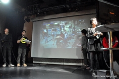 画像ギャラリー No.021のサムネイル画像 / 「デッドライジング 2 オフ・ザ・レコード」は本日発売。SABU監督らショートムービー「TOKYO DEADRISING」関係者も出演した発売前夜祭をレポート