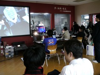 画像ギャラリー No.011のサムネイル画像 / Ustreamで1万人以上が熱狂した「GODSGARDEN X CAPCOM スパIV AE オンライン東西対抗戦」,東軍拠点からお届けするフォトレポートを掲載