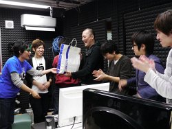 画像ギャラリー No.018のサムネイル画像 / Ustreamで1万人以上が熱狂した「GODSGARDEN X CAPCOM スパIV AE オンライン東西対抗戦」,東軍拠点からお届けするフォトレポートを掲載