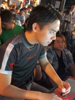 ꡼ No.019Υͥ / EVO2013Ϥ褤躣äEvolution 2013ľư襤󥿥ӥ塼ϥ顤ͥ⡤Justin11̾˰յߤʹ