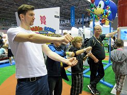 ꡼ No.002Υͥ / Gamescomϡ֥ޥꥪ˥å AT ɥ󥪥ԥåθݡȡХꥨ˭ʼܤ䶨ϥץ쥤ڤ