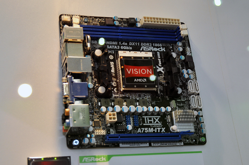 ꡼ No.013 | COMPUTEXSandy Bridge-EбX79LlanoбA75ʤɤꡣޥܡɥ٥ƼҤåץåʤŸڲɲá