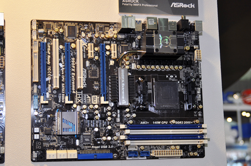 ꡼ No.039 | COMPUTEXSandy Bridge-EбX79LlanoбA75ʤɤꡣޥܡɥ٥ƼҤåץåʤŸڲɲá