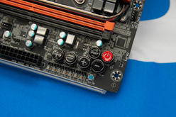 画像ギャラリー No.010のサムネイル画像 / GIGA-BYTE,ゲーマー向け「G1-Killer」シリーズのX79マザーを発表。2万5000円前後で4-wayマルチGPUに対応するモデルも