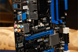 ꡼ No.007Υͥ / MSIZ77ޥܡɤThunderbolt³γդեåܥå