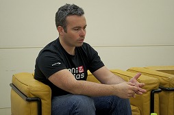 ꡼ No.018Υͥ / HITMAN ABSOLUTION׳ȯץǥ塼˥󥿥ӥ塼٤Υ47ϡƮϤåפޤˤʤޥץ쥤