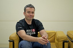 ꡼ No.020Υͥ / HITMAN ABSOLUTION׳ȯץǥ塼˥󥿥ӥ塼٤Υ47ϡƮϤåפޤˤʤޥץ쥤