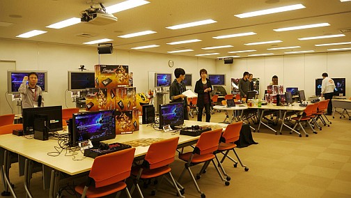 ���������꡼ No.035�Υ���ͥ������ / �֥����륭���С�V�פΥ�ǥ�����������θ�������餫�ˤʤä����¤Ρȥ���饤��ǽ�ɤȺǿ��ȥ쥤�顼��Ҳ�