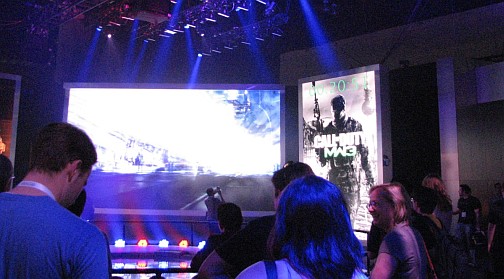 #002Υͥ/E3 2011ϡCall of Duty: Modern Warfare 3פʤɤΥޥץ쥤ڤE3Activision֡ǡӥCall of Duty EliteפξҲ