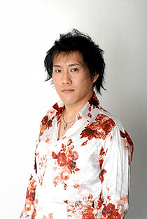 ꡼ No.002Υͥ / ˥å֥  ǥ塼ƥ 󡦥ե3פȯǰѡƥ2011ǯ1114˳šô˾ԤμդⳫ