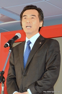 ꡼ No.002Υͥ / AKB48ξۺڤȥץξ罨״ĤΥȡå¸METAL GEAR SOLID HD EDITIONCMϪݡ