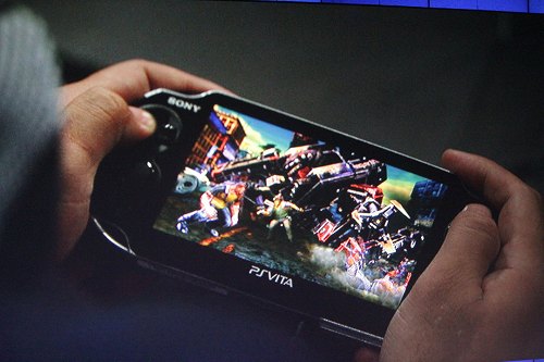 ꡼ No.043Υͥ / E3 2011SCEץ쥹ե®NGPȡPlayStation Vitaפ24980/29980ߤ2011ǯȯ䡣֥ȥ꡼ȥե   ŴפVitaǳȯ΢λ
