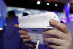 ꡼ No.003Υͥ / E3 2011ϤäWii Uפ򿨤äƤߤå꡼ܤΥȥˤäͷӤ礭ͽ