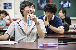 画像ギャラリー No.003のサムネイル画像 / 「Halo 4」を使った学生向けゲーミングキャンプ「RED BULL GAMING U」の模様が公開に