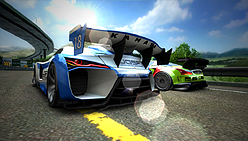 画像ギャラリー No.012のサムネイル画像 / PS Vitaのローンチタイトル「リッジレーサー」「塊魂 ノ・ビ〜タ」を,バンダイナムコゲームスのメディア向け体験会で試してきた