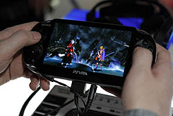 ꡼ No.011 | E3 2011PS VitaѡBLAZBLUE CONTINUUM SHIFT II PLUSʲˡפΥǥǤE3θץ쥤ʼʳƮ򤤤ĤǤɤǤ