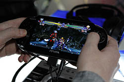 ꡼ No.012 | E3 2011PS VitaѡBLAZBLUE CONTINUUM SHIFT II PLUSʲˡפΥǥǤE3θץ쥤ʼʳƮ򤤤ĤǤɤǤ