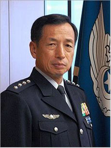 画像ギャラリー No.003のサムネイル画像 / 「STARHAWK」のイベント,「ダイナミック戦闘バカ決定戦」が5月27日に放送