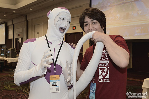 ꡼ No.008 | EVO2015ϡŴ7פǥΥ꤬ŪͥUMvC3פǤCrossRF꤬ǽη辡ȡʥȤضʤ᤿EVO2ܤޤȤ