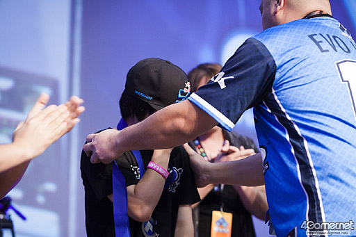 ꡼ No.054 | EVO2015ϡŴ7פǥΥ꤬ŪͥUMvC3פǤCrossRF꤬ǽη辡ȡʥȤضʤ᤿EVO2ܤޤȤ