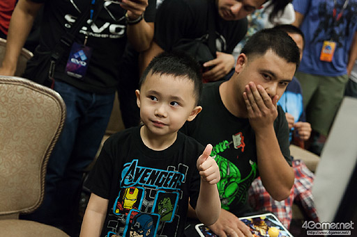 ꡼ No.060 | EVO2015ϡŴ7פǥΥ꤬ŪͥUMvC3פǤCrossRF꤬ǽη辡ȡʥȤضʤ᤿EVO2ܤޤȤ