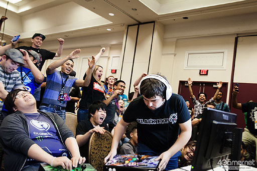 ꡼ No.069 | EVO2015ϡŴ7פǥΥ꤬ŪͥUMvC3פǤCrossRF꤬ǽη辡ȡʥȤضʤ᤿EVO2ܤޤȤ