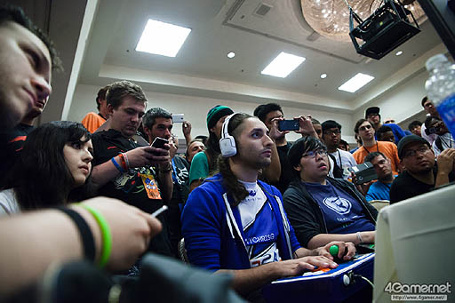 ꡼ No.074 | EVO2015ϡŴ7פǥΥ꤬ŪͥUMvC3פǤCrossRF꤬ǽη辡ȡʥȤضʤ᤿EVO2ܤޤȤ