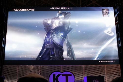 ꡼ No.025 | TGS 2011ϡֿԢ̵ NEXTפξҲ𥹥ơݡȡľŪʥ󥿥ե3GƥޤǡVitaεǽե˳Ѥȼ̵Сɤ