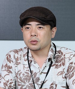 画像ギャラリー No.002のサムネイル画像 / “気持ちの良い嘘”が生み出す独特の浮遊感に注目。「GRAVITY DAZE/重力的眩暈:上層への帰還において、彼女の内宇宙に生じた摂動」インタビュー