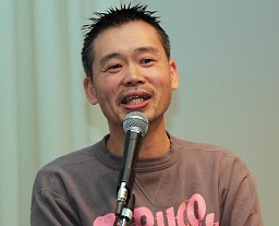 画像ギャラリー No.006のサムネイル画像 / 稲船敬二氏はソーシャルゲームの戦国時代を勝ち抜き“神”の座を狙う? 「OGC 2012」の基調講演「ゲーム製作における新たな“判断!”」レポート