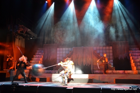 画像ギャラリー No.013のサムネイル画像 / マルチエンディングの舞台「戦国BASARA3」は,“ゲームから飛び出した”という表現がぴったりなキャスト陣が熱演。東京公演ゲネプロをレポート