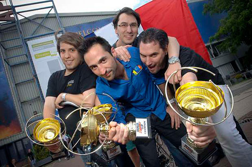 ���������꡼ No.006�Υ���ͥ������ / �֥ޥ��å����������㥶��󥰡פ��������������12��2���˳��롣����饤���ۿ��⤢��