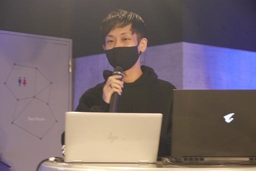 ���������꡼ No.007�Υ���ͥ������ / VR���֤ǥɥ饴�󡦥��ԥ�åȤ򾤴����֥ޥ��å����������㥶��� �С�����롦������Ÿ�ץ�ǥ��������θ����ݡ���