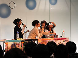 画像集#011のサムネイル/アムラックス東京で開催された「生っすか!?サンデー出張版〜」。愛美チャレンジ！あり，グラビア撮影会ありのトークショーをレポート