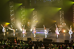 画像集#045のサムネイル/アイドルマスター8周年記念イベント「THE IDOLM@STER 8th ANNIVERSARY HOP!STEP!!FESTIV@L!!!」の大阪公演をレポート。大阪ですよ，大阪
