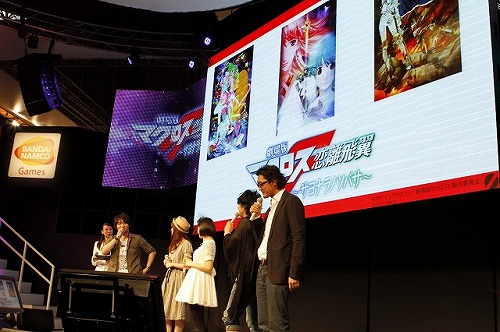 Tgs 11 思い出話や中島 愛さんの生ライブで盛り上がった 劇場版マクロスf サヨナラノツバサ の 超時空stage をレポート