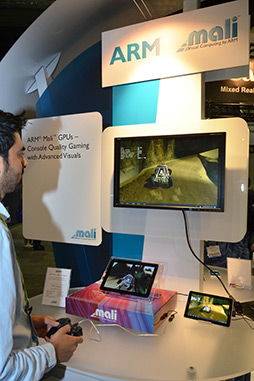 ꡼ No.014 | SIGGRAPHDirectX 11ΥեåޡȥեˡMali-T604פμưǥ⤬줿ExhibitionŸݡȡԡ