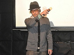 画像ギャラリー No.011のサムネイル画像 / 須田剛一氏のトークショウでは,「LOLLIPOP CHAINSAW」の国内初デモプレイも。海外発の良質タイトルを一挙にプレイできた「World Game Project Fes Vol.2」レポート