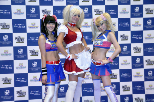 画像ギャラリー No.019のサムネイル画像 / 新たなジュリエットのイメージガールも登場。トークやプレゼント大会で盛り上がった“「LOLLIPOP CHAINSAW」夏の感謝祭”をレポート