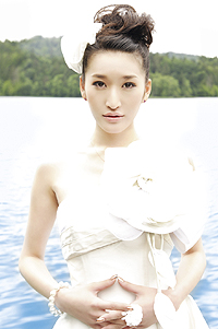 画像ギャラリー No.004のサムネイル画像 / 「迷宮クロスブラッド リローデッド」のオープニングムービー&最新プレイ映像が公開に。ELISAさんが歌うテーマソングは11月9日発売