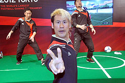 画像ギャラリー No.009のサムネイル画像 / 世界への切符をかけた熱い戦いがいよいよ開幕。「FIFA インタラクティブ ワールドカップ 2012」の模様をレポート