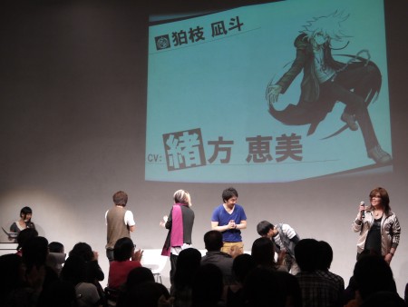 画像ギャラリー No.004のサムネイル画像 / 緒方恵美さんもサプライズ登場。ネタバレ全開で盛り上がった「ダンガンロンパ 超高校級の“らーぶらーぶ”トークセッション」の模様を“ネタバレなし”でお届け