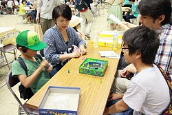 画像集#034のサムネイル/アナログゲームの祭典「ゲームマーケット2014春」。ボードゲーム界の“今”が垣間見える会場の模様を,写真と共にお届け